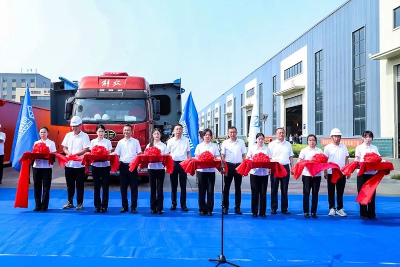 發車！1000t“鋼鐵巨獸”，助力長江中上游大規模碼頭建設